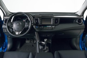 2015_NYIAS_2016_Toyota_RAV4_Hybrid_007