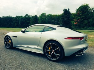 2016 Jaguar F-TYPE R Coupe