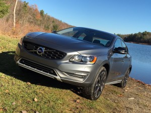 2016 Volvo S60 Cross Country