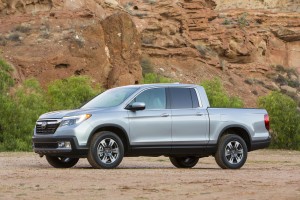 2017 Honda Ridgeline - 004