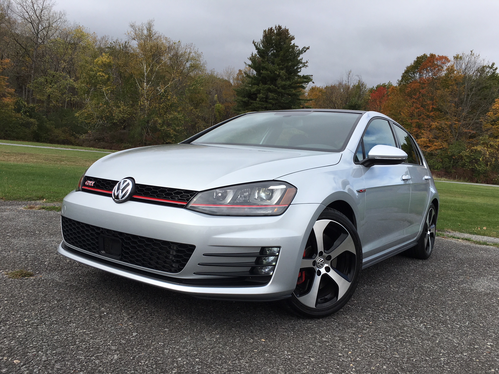 Volkswagen Golf GTI Review by Auto Critic Hammes