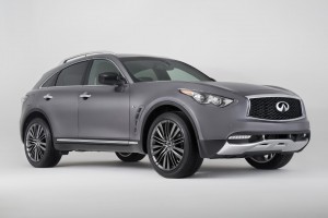 2017_Infiniti_QX70_Limited_01