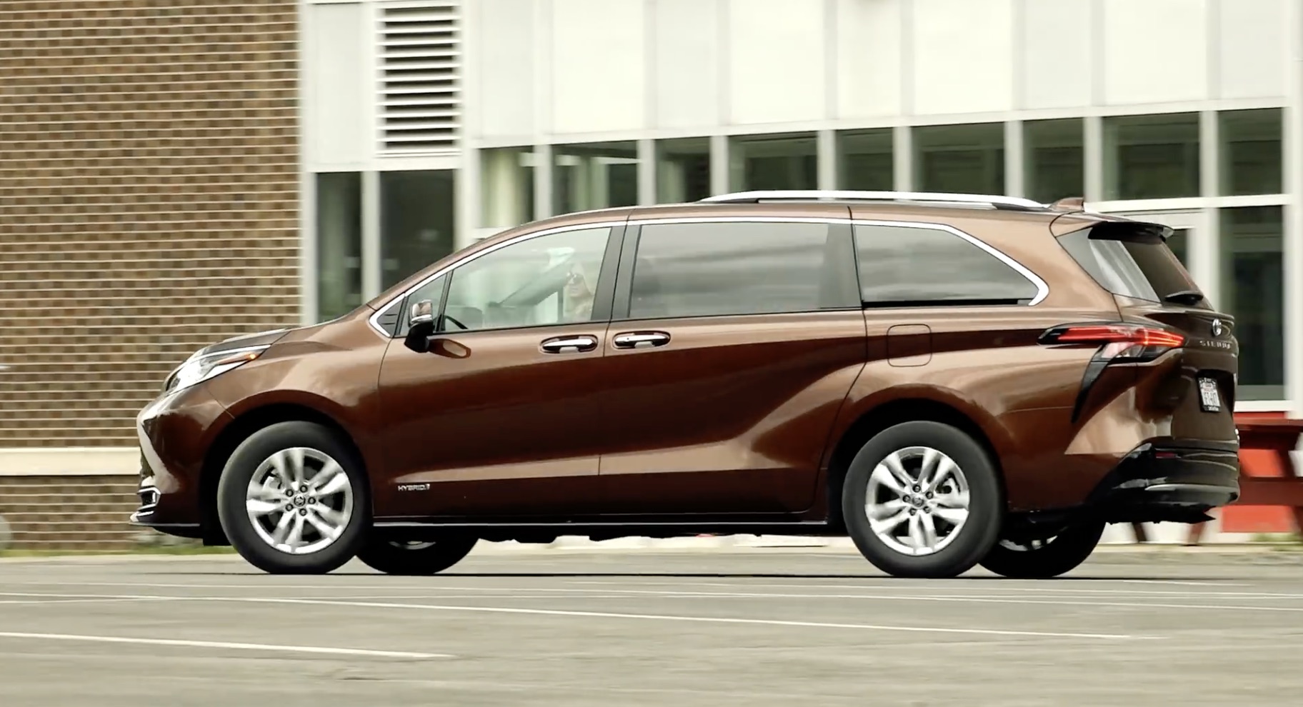 2021 Toyota Sienna Xle 7-passenger Hybrid Fwd