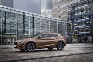 infiniti_q30_frankfurt_01