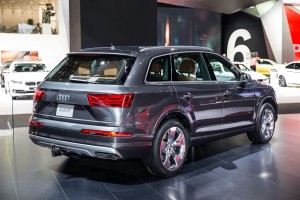 news-2016-audi-q7-suv-at-naias-02