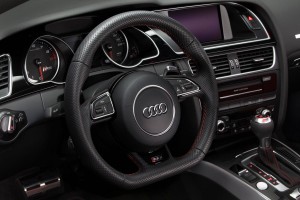 news-audi-2015-rs-5-coupe-sport-edition-09